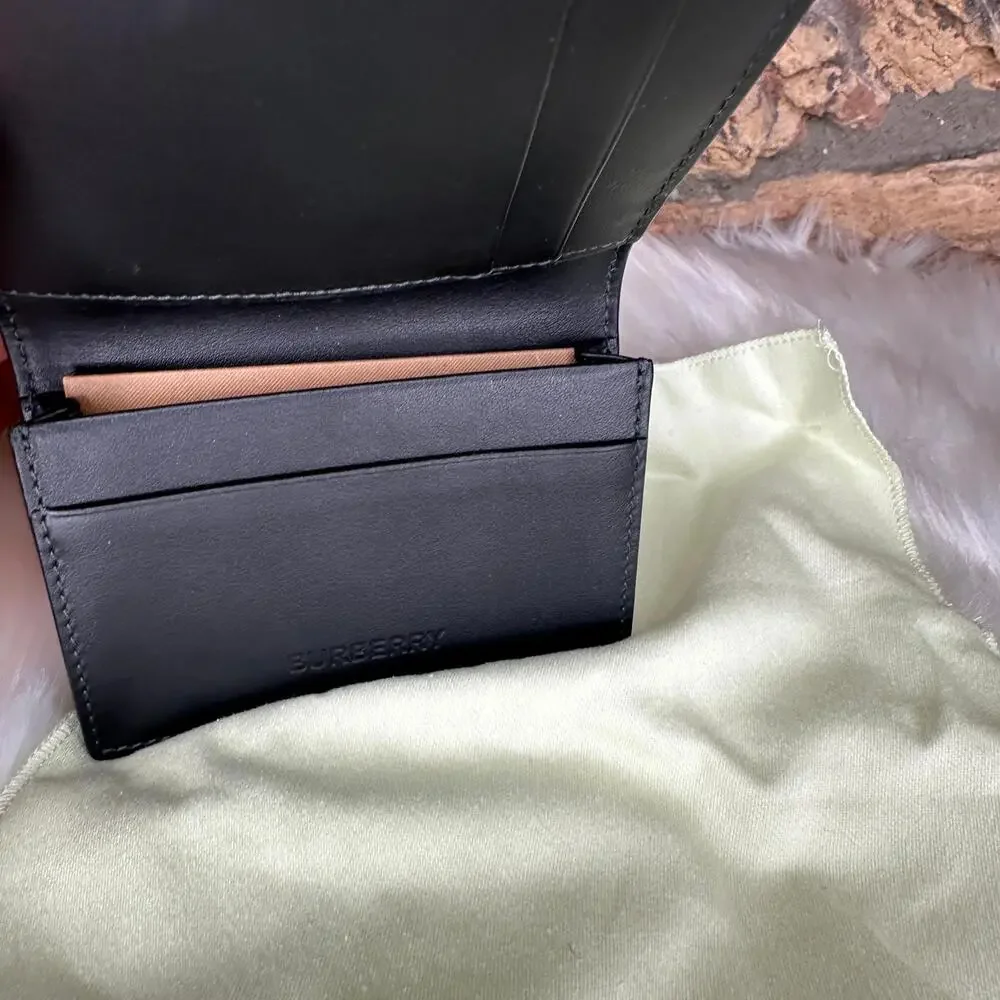 💎✨HOT BUY✨💎Authentic Burberry Wallet with box and dust bag - Picture 6 of 7